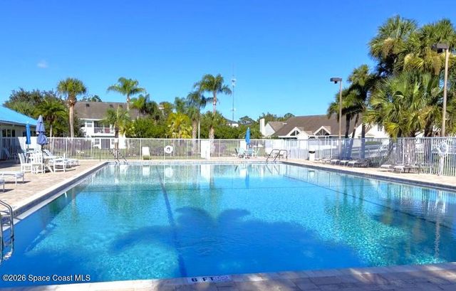 1810 Waterford Drive 6, Vero Beach, FL 32966