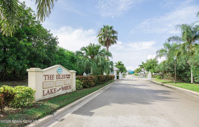 1810 Waterford Drive 6, Vero Beach, FL 32966