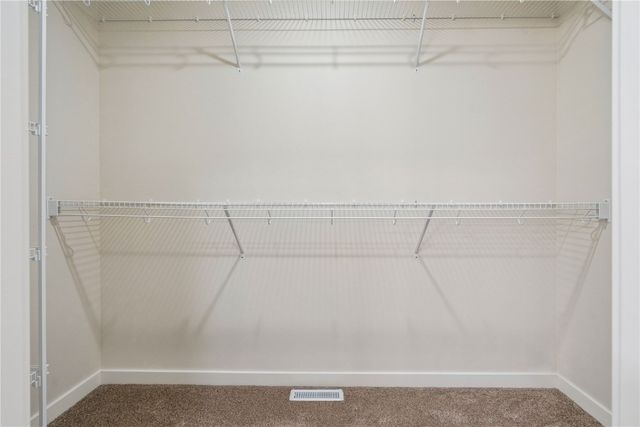 7104 Waterview Drive SW, Cedar Rapids, IA 52404