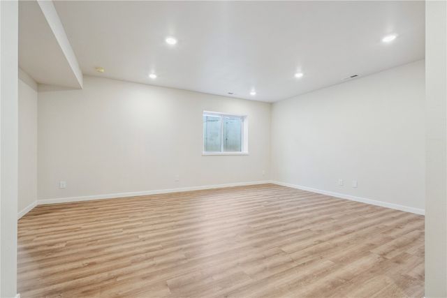 7104 Waterview Drive SW, Cedar Rapids, IA 52404