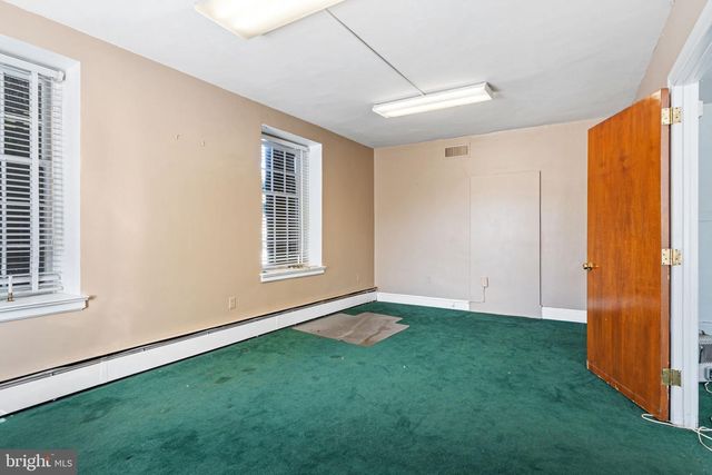 5519 GERMANTOWN AVE, Philadelphia, PA 19144