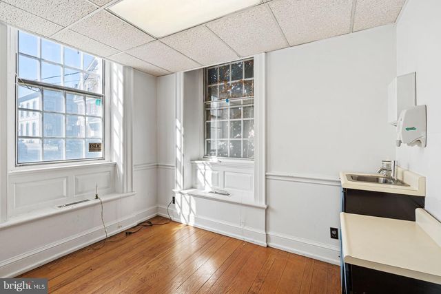 5519 GERMANTOWN AVE, Philadelphia, PA 19144