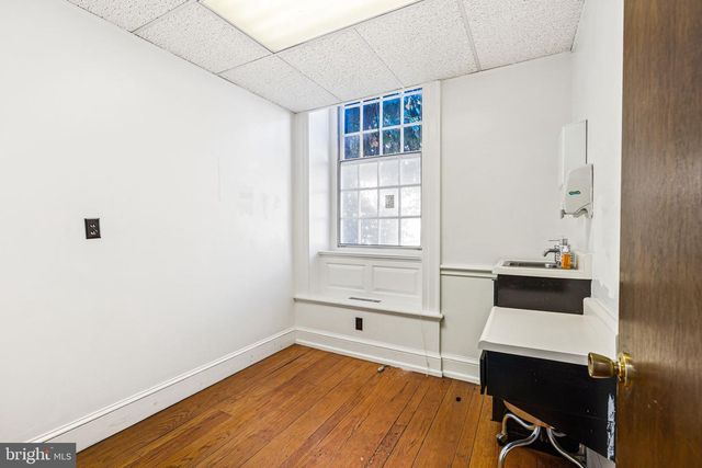 5519 GERMANTOWN AVE, Philadelphia, PA 19144