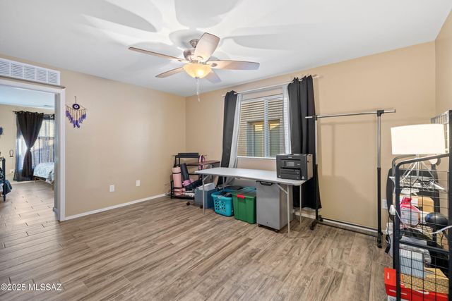 8290 W Melanitta Drive, Tucson, AZ 85757