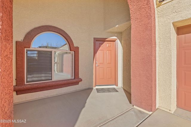 8290 W Melanitta Drive, Tucson, AZ 85757