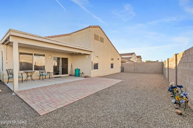 8290 W Melanitta Drive, Tucson, AZ 85757