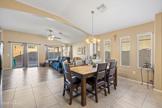 8290 W Melanitta Drive, Tucson, AZ 85757