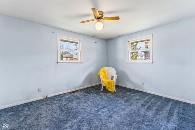 2940 Taylor Road, Columbus, IN 47203