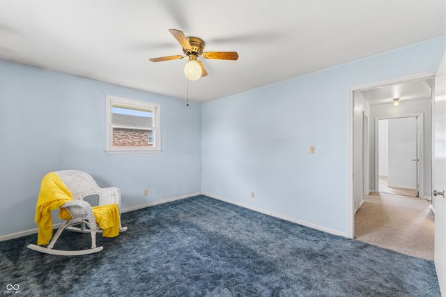 2940 Taylor Road, Columbus, IN 47203