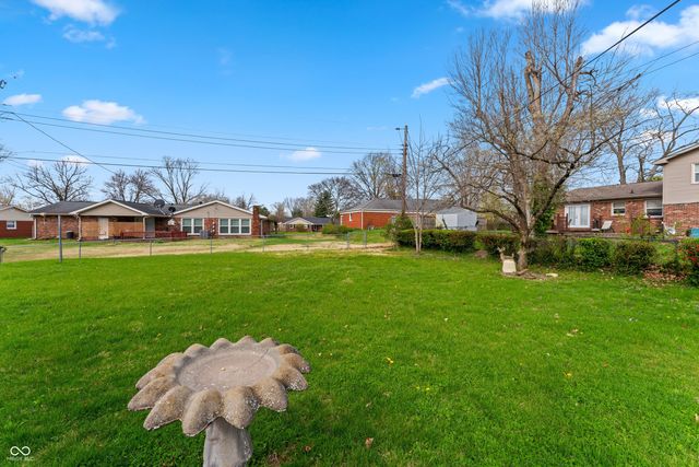 2940 Taylor Road, Columbus, IN 47203