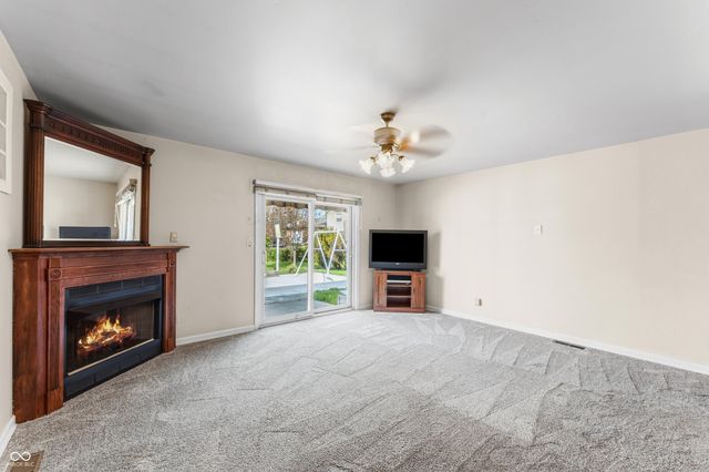 2940 Taylor Road, Columbus, IN 47203