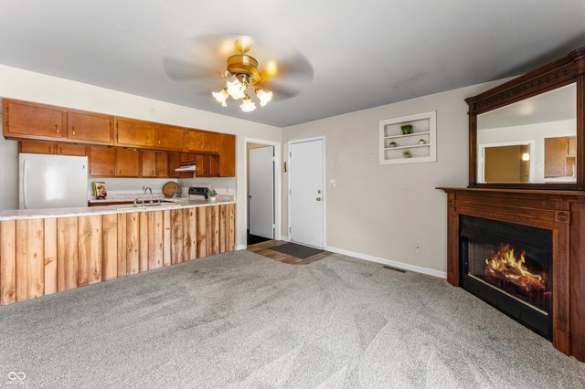 2940 Taylor Road, Columbus, IN 47203