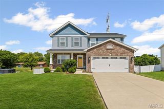 318 Ganim Drive, Shiloh, IL 62221