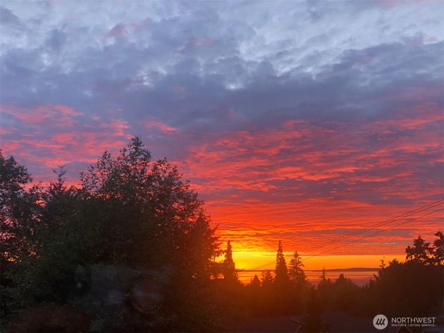 7416 176th Street SW, Edmonds, WA 98026