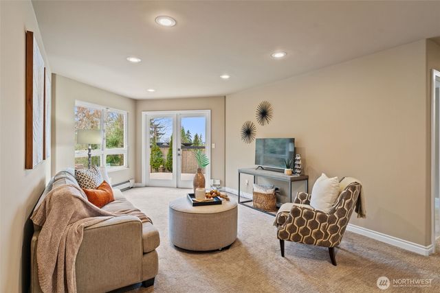 7416 176th Street SW, Edmonds, WA 98026