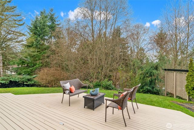 7416 176th Street SW, Edmonds, WA 98026