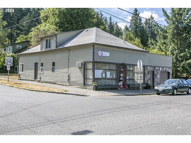 6838 Se BELMONT St, Portland, OR 97215