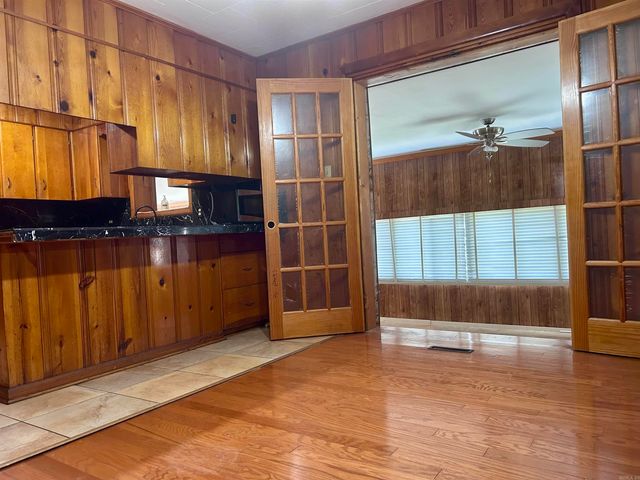 2212 Linwood Street, Paragould, AR 72450