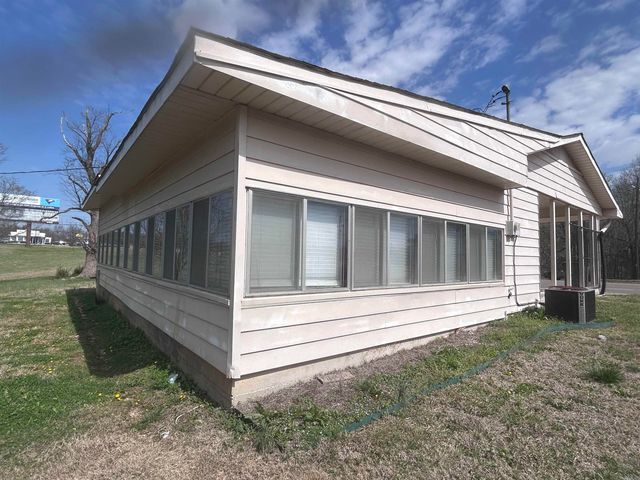 2212 Linwood Street, Paragould, AR 72450