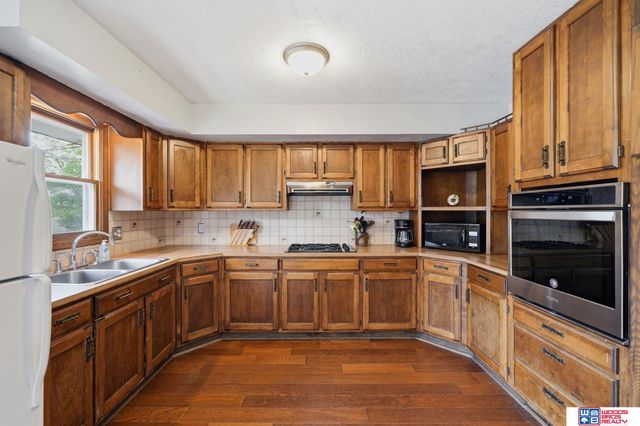 851 W Rose Street, Lincoln, NE 68522