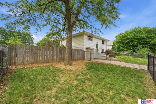 851 W Rose Street, Lincoln, NE 68522