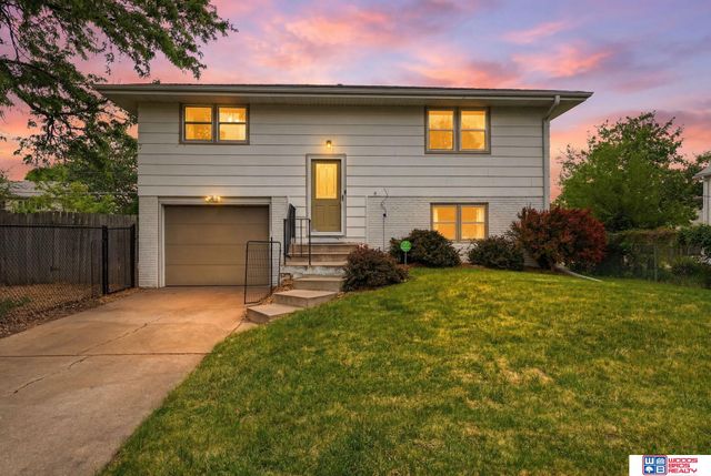 851 W Rose Street, Lincoln, NE 68522