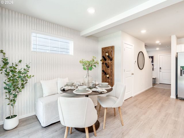 17737 Se Quarry Dr, Vancouver, WA 98683