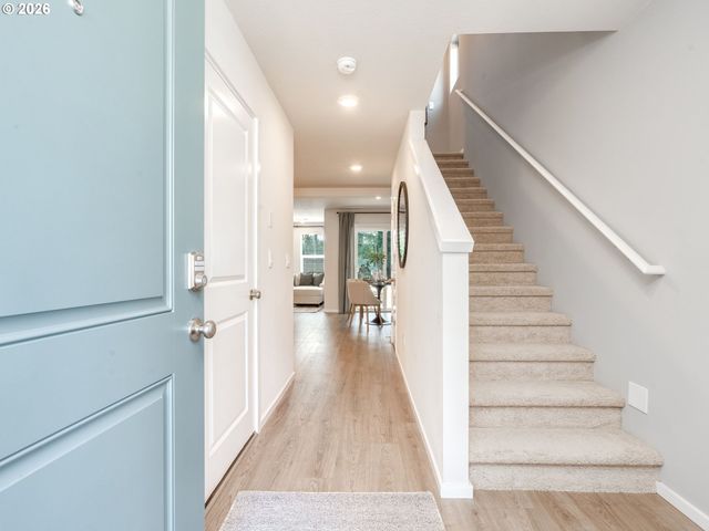 17737 Se Quarry Dr, Vancouver, WA 98683