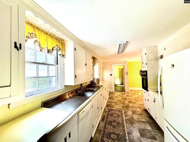 940 Ellis Avenue, Orangeburg, SC 29115