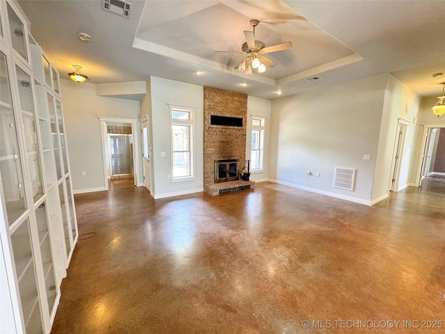 905 Shelley Circle, Tahlequah, OK 74464