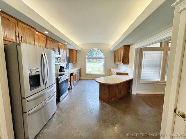 905 Shelley Circle, Tahlequah, OK 74464