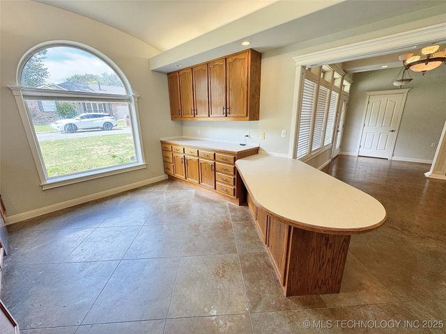 905 Shelley Circle, Tahlequah, OK 74464