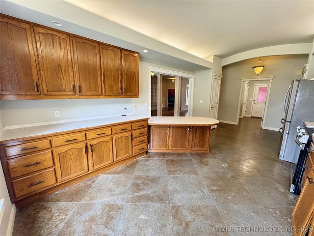 905 Shelley Circle, Tahlequah, OK 74464