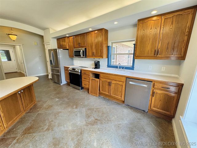 905 Shelley Circle, Tahlequah, OK 74464