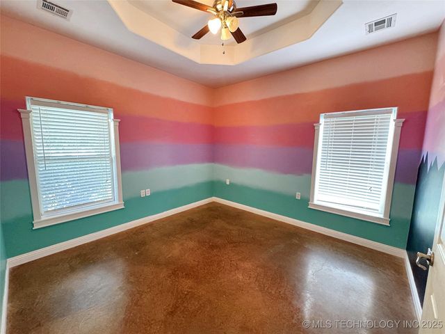 905 Shelley Circle, Tahlequah, OK 74464