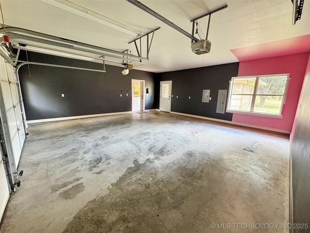 905 Shelley Circle, Tahlequah, OK 74464