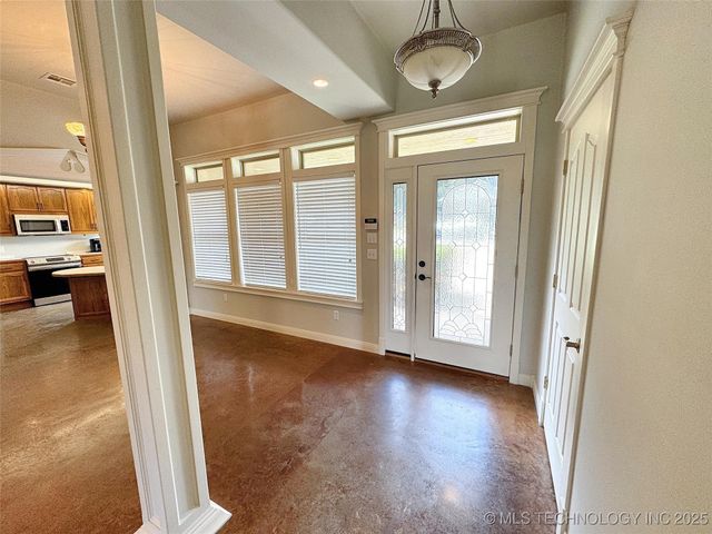 905 Shelley Circle, Tahlequah, OK 74464