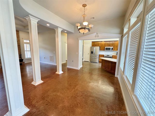 905 Shelley Circle, Tahlequah, OK 74464