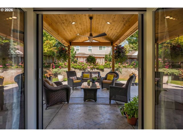 11197 Sw BELNAP Ct, Wilsonville, OR 97070