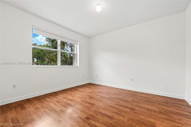 6700 NW 114th Avenue 923, Doral, FL 33178