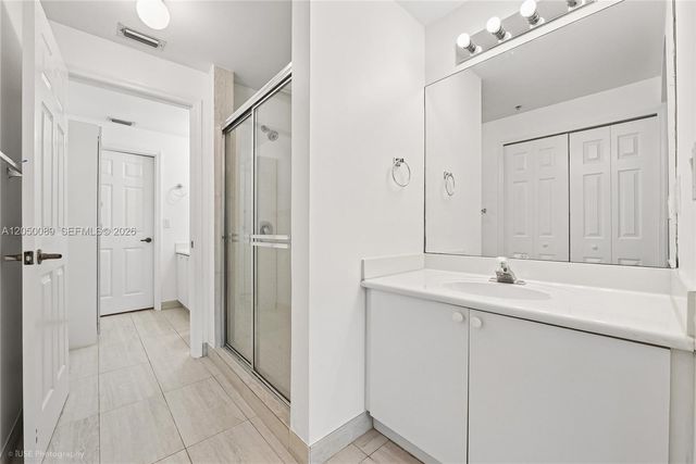 6700 NW 114th Avenue 923, Doral, FL 33178
