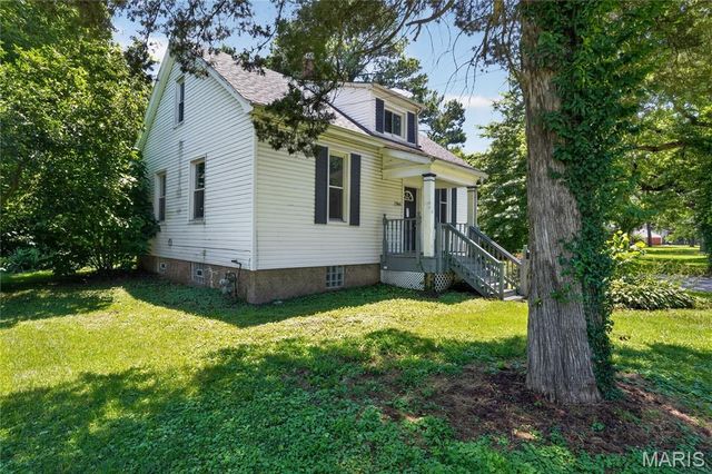 366 Suburban Avenue, St Louis, MO 63135