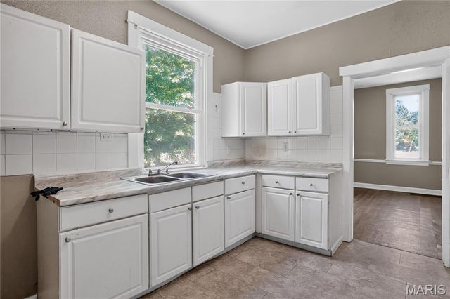 366 Suburban Avenue, St Louis, MO 63135