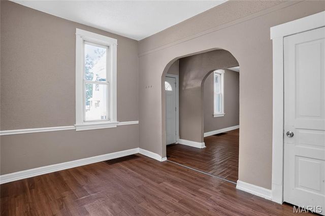 366 Suburban Avenue, St Louis, MO 63135