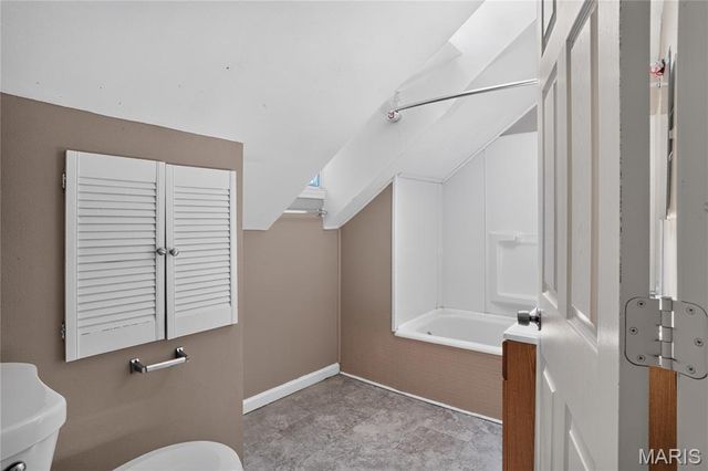 366 Suburban Avenue, St Louis, MO 63135