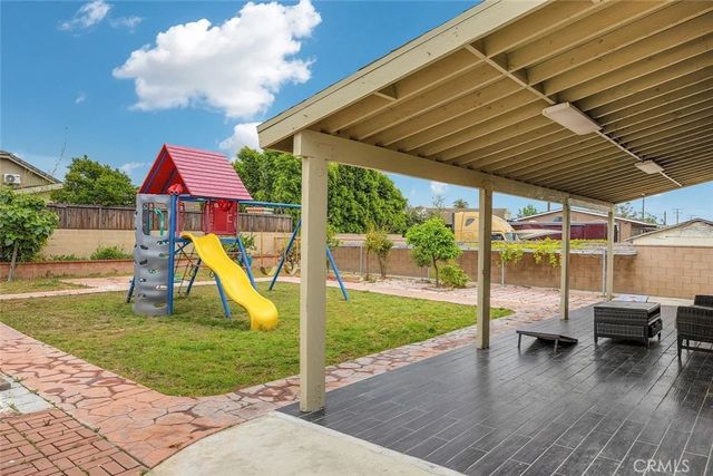 10995 Coalinga Ave, Montclair, CA 91763