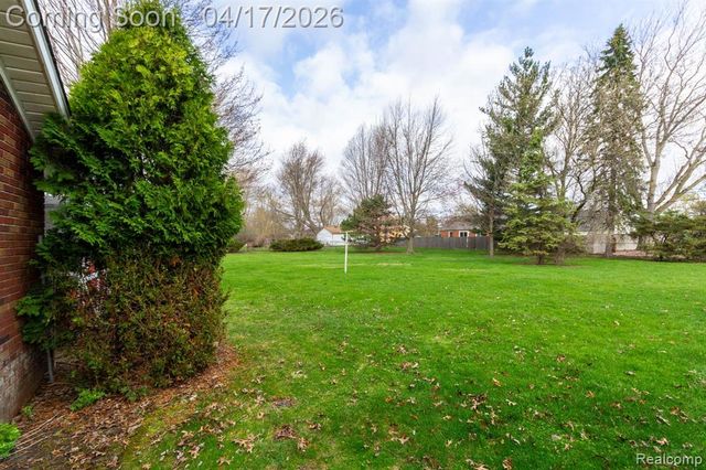 29110 Olmstead Road, Flat Rock, MI 48134