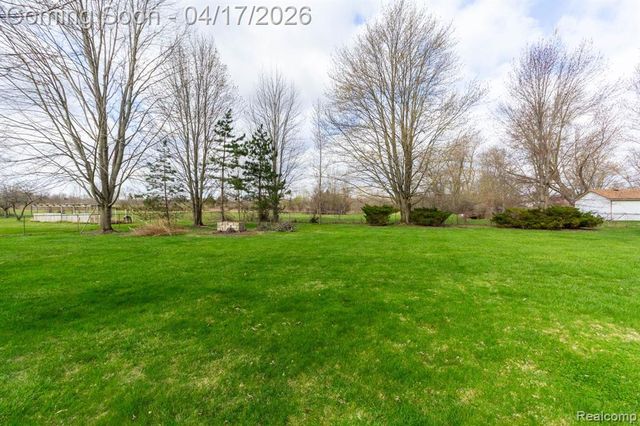 29110 Olmstead Road, Flat Rock, MI 48134