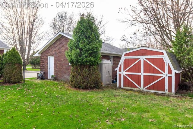 29110 Olmstead Road, Flat Rock, MI 48134