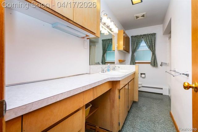 29110 Olmstead Road, Flat Rock, MI 48134